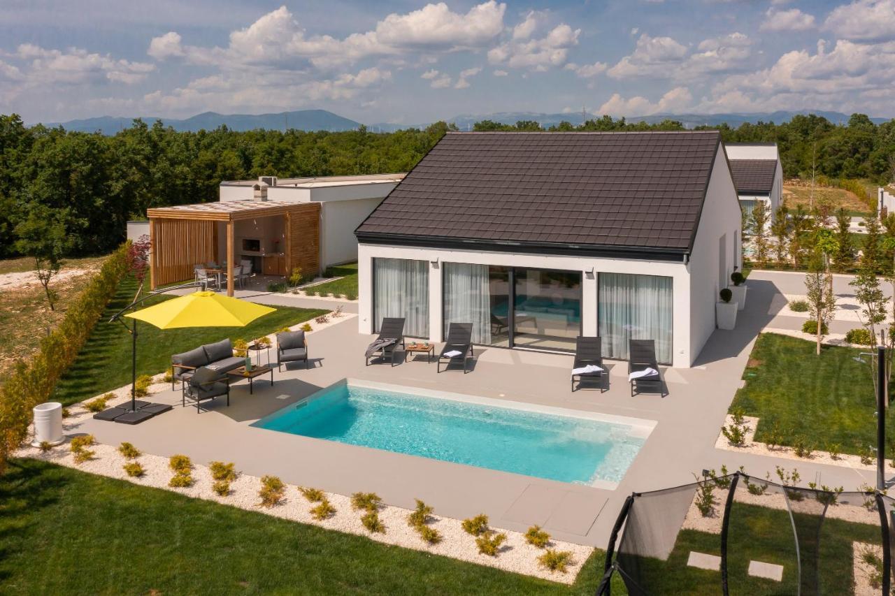 Bandelli Villas Oklaj Exterior photo