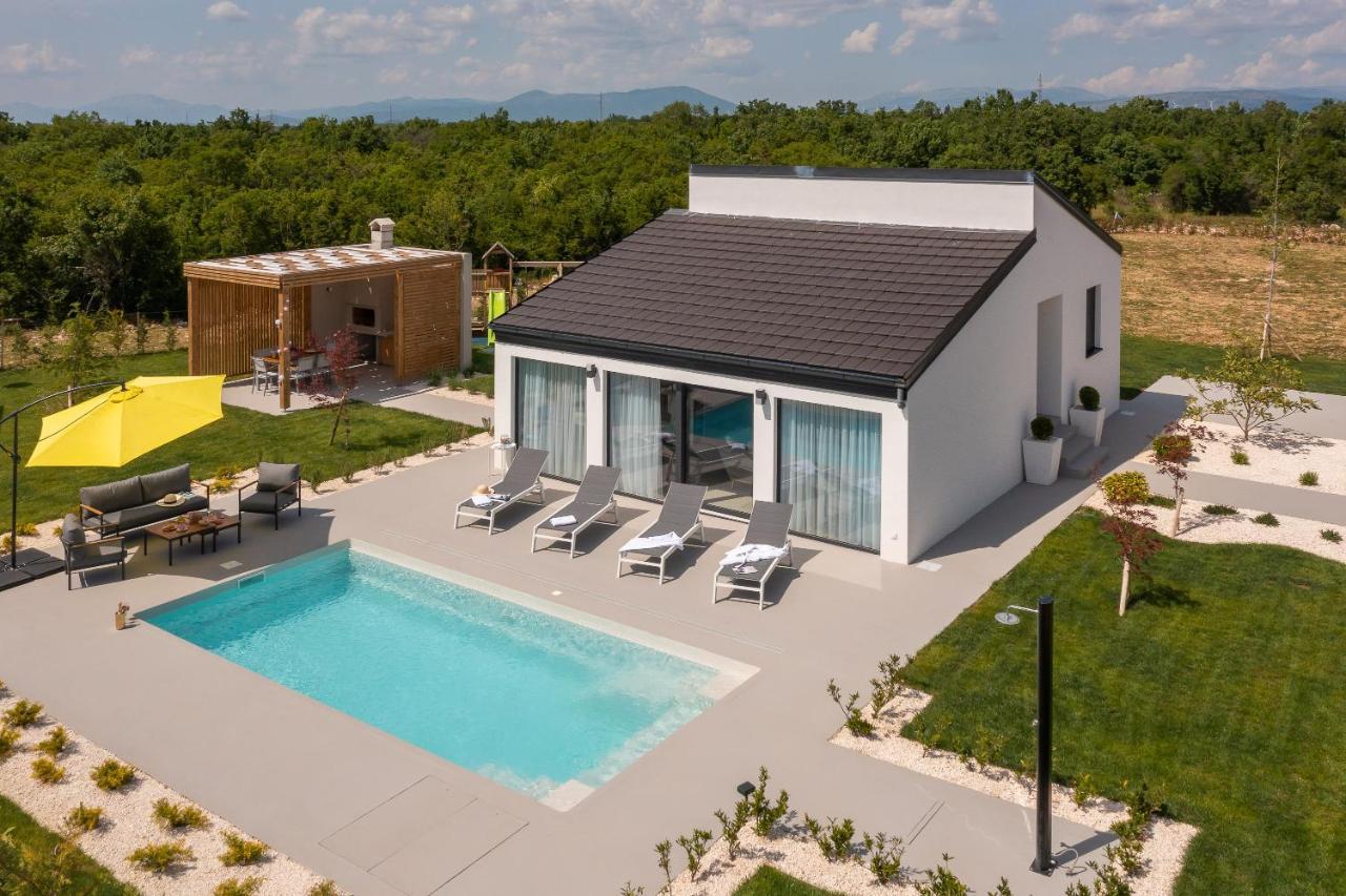 Bandelli Villas Oklaj Exterior photo